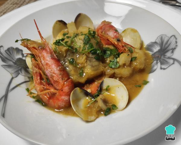 Recette de Lotte aux Fruits de Mer - Étape 6