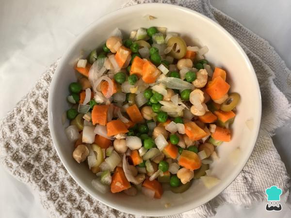 Salade de pois chiches aux légumes Recette - Étape 5