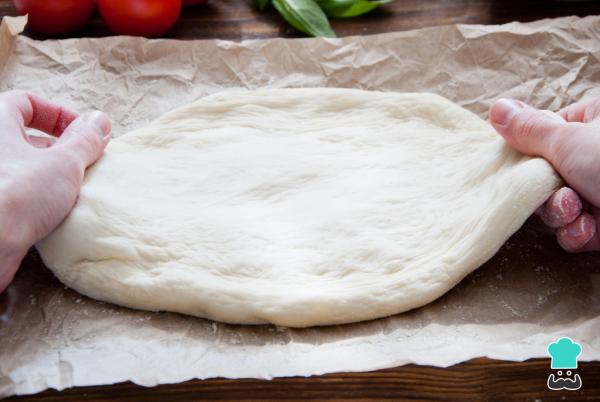 Recette de pâte à pizza moelleuse et croustillante - Étape 4