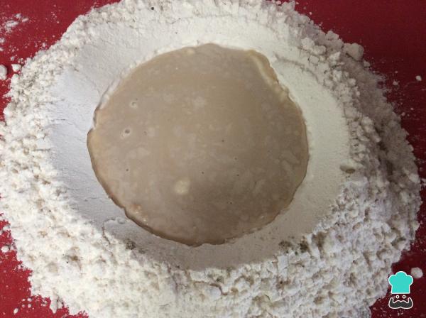 Recette de pâte à pizza moelleuse et croustillante - Étape 2