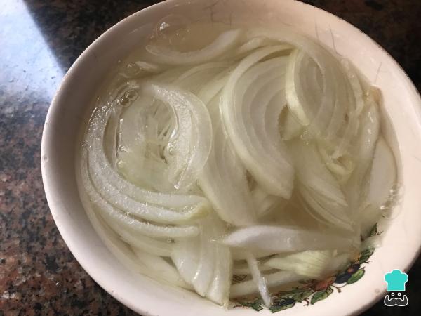 Recette de Salade de pois chiches aux épinards - Étape 1