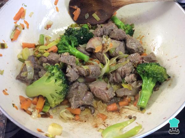 Recette de Bœuf en sauce pour enfants - Étape 3