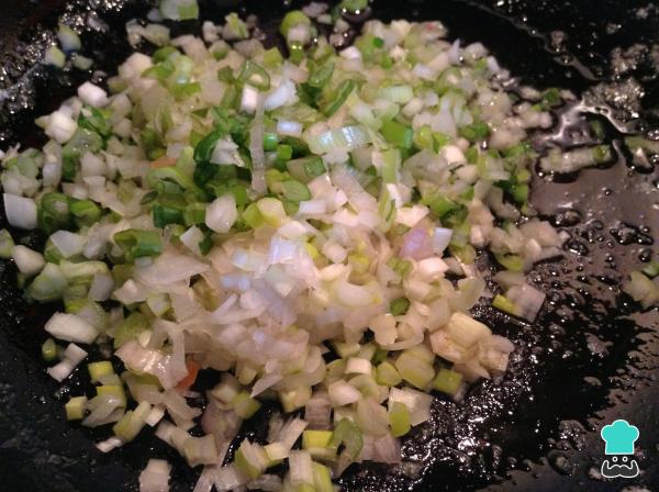 Recette de Compote de Saucisses aux Légumes - Étape 2
