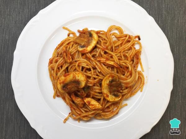 Recette Spaghetti au poulet et sauce tomate - Étape 7