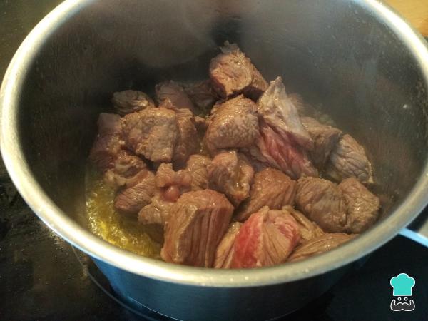 Recette de bœuf du jardinier pour enfants - Étape 2