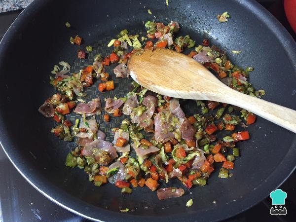 Recette de pâtes au jambon serrano et légumes - Étape 3