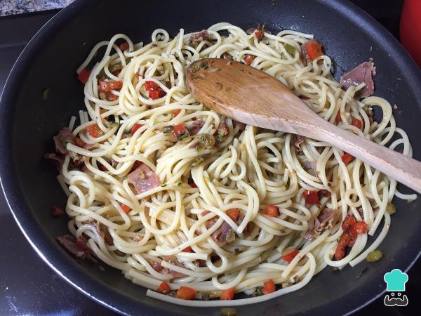 Recette de pâtes au jambon serrano et légumes - Étape 4