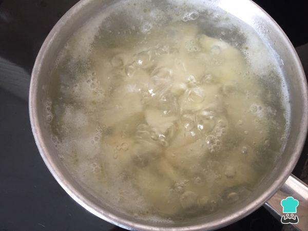 Recette de boulettes de morue - Étape 2