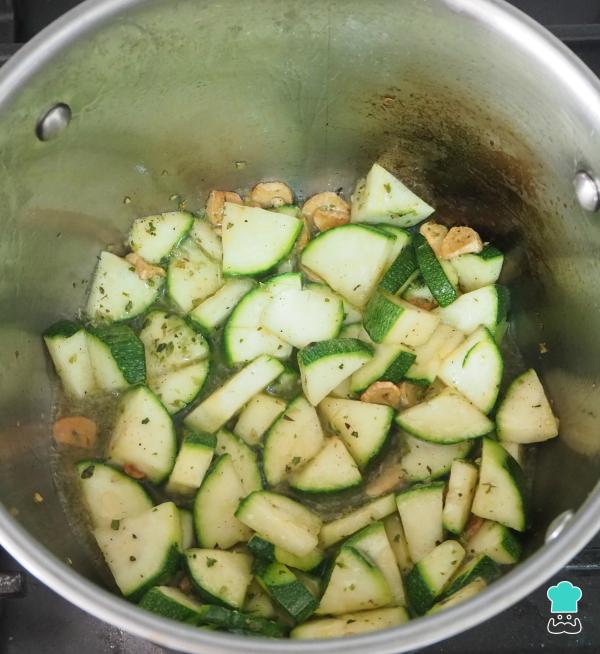 Recette de Spaghettis aux grains entiers et aux courgettes - Étape 4