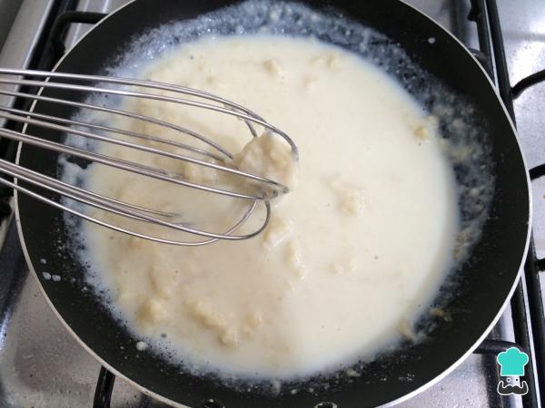 Recette d'Escalopes Fumées à la Fausse Béchamel - Étape 3