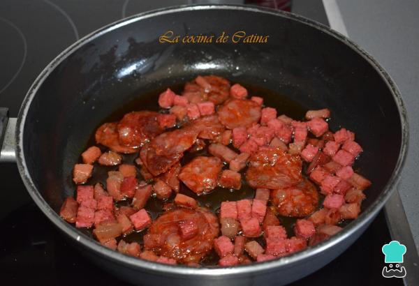 Recette de pâtes à la charcuterie - Étape 1