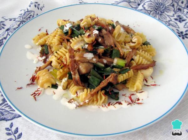 Recette de pâtes aux champignons et à l'ail - Étape 6