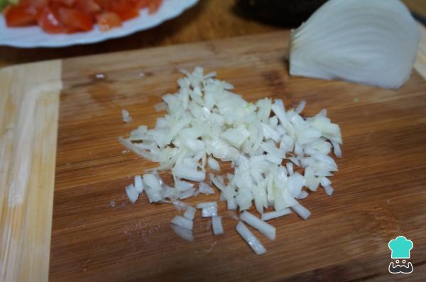 Recette de salade d'avocat et de tomates - Étape 3