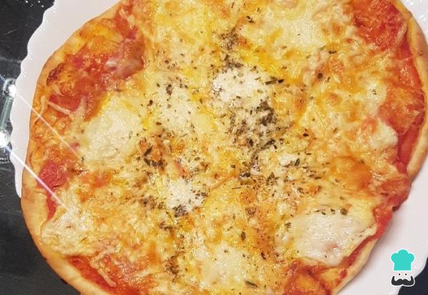 Recette de pizza au prosciutto maison – Étape 6