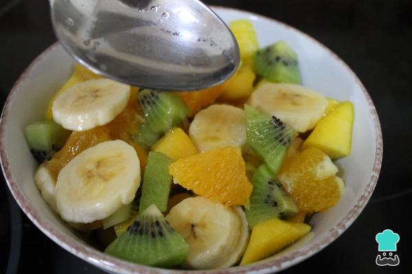 Recette de Salade de Fruits au Sucre et Citron - Étape 3