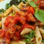 Recette de Macaroni à la tomate et aux champignons