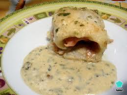 Recette de filet de poisson farci aux fruits de mer en sauce au fromage