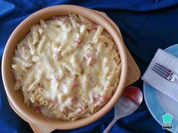 Recette de macaroni au fromage et au bacon au four