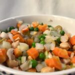 Recette de salade de pois chiches aux légumes