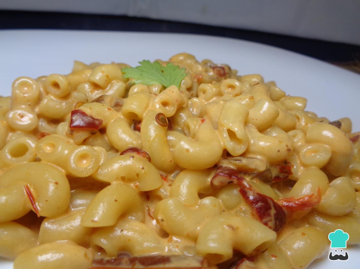 Recette de soupe de coude à la crème et au chipotle