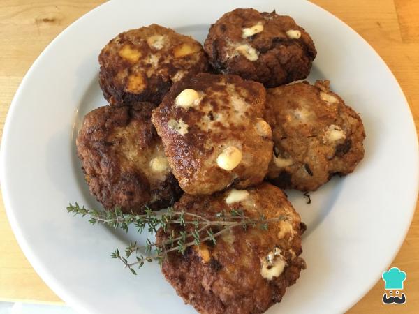 Recette de steaks russes au fromage