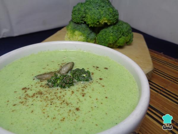 Recette végétalienne de crème de brocoli