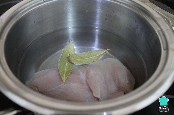 Recette de Salade de Quinoa et Poulet - Étape 1