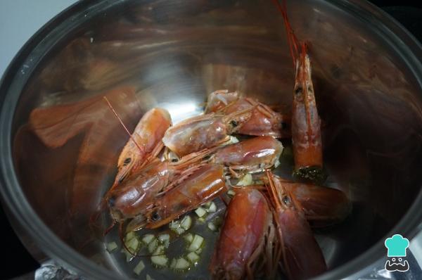 Recette de Fideuá valencienne aux fruits de mer - Étape 1