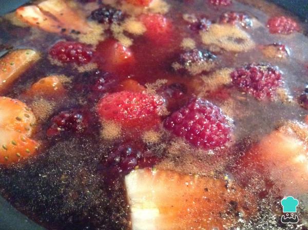 Recette de Longe sauce aux fruits rouges - Étape 3