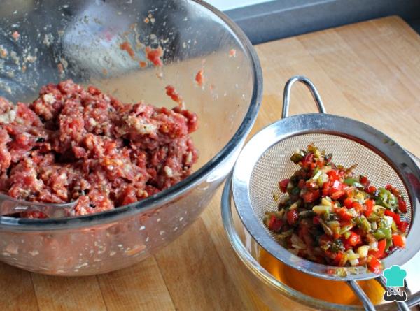 Recette du Rouleau de viande à la sauce aux cèpes - Étape 4