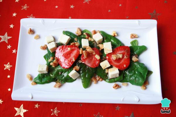 Salade d'épinards aux fraises et fromage de chèvre Recette - Étape 4