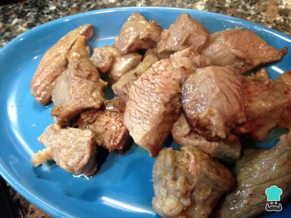 Recette de Ragoût de Bœuf au Vin Rouge - Étape 3