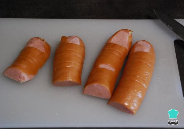 Recette de doigts de saucisse pour Halloween – Étape 5