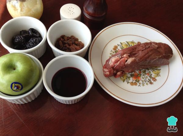 Recette Longe farcie aux prunes - Étape 1