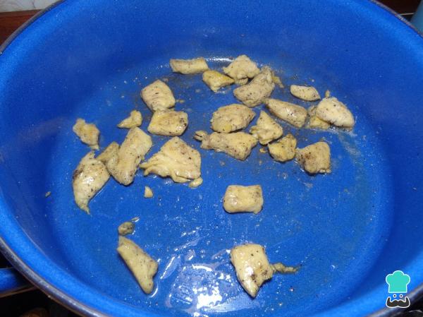 Recette de Pâtes aux Trois Fromages et au Poulet - Étape 5