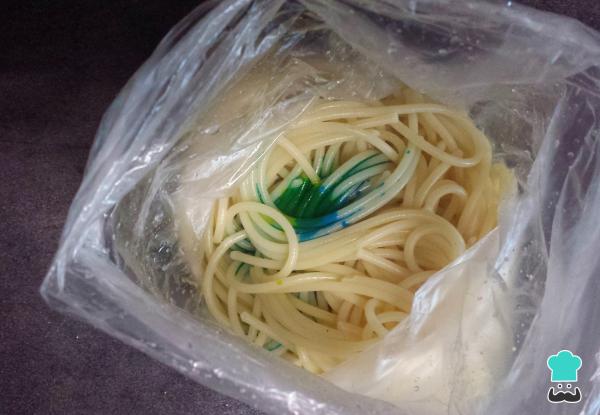 Recette de Spaghetti aux boulettes de viande pour enfants - Étape 3