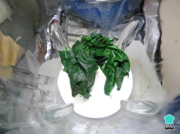 Recette de Nouilles Vertes aux Épinards et Basilic - Étape 7