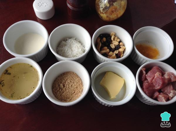Recette de porc au curry et à la noix de coco - Étape 1