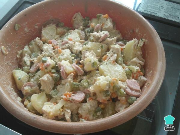 Recette de salade russe aux patacones - Étape 5