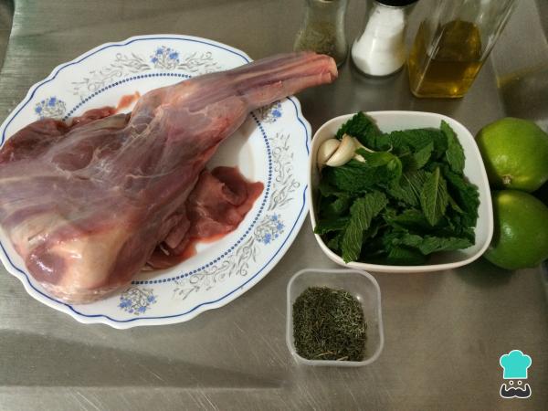 Recette de Gigot d'Agneau au Four - Étape 1