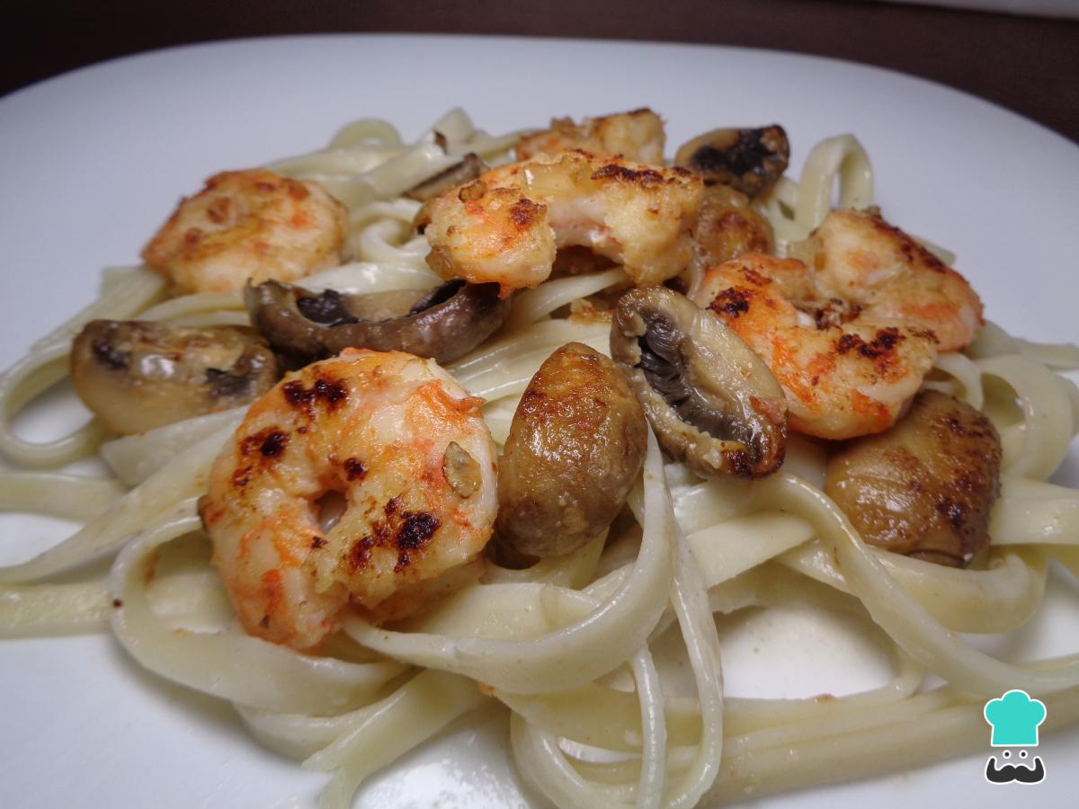 Recette de Nouilles aux crevettes et champignons