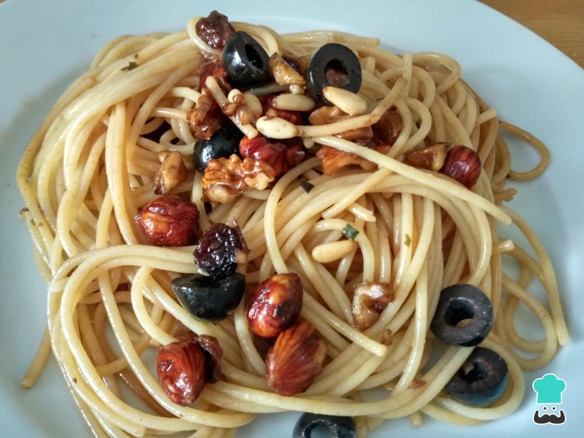 Recette de Spaghetti aux fruits secs