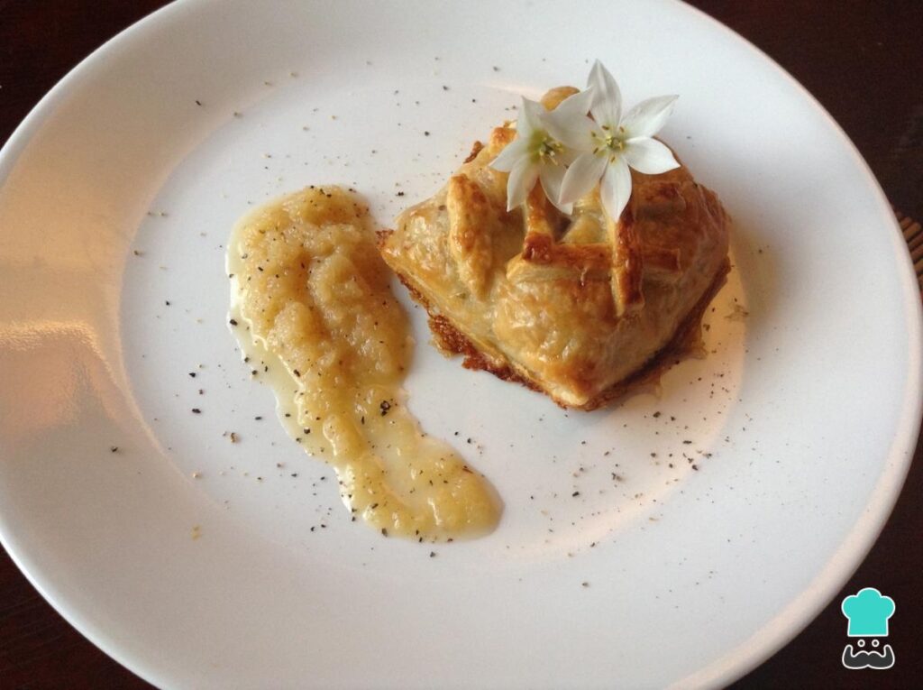 Recette de Surlonge avec pâte feuilletée et pomme