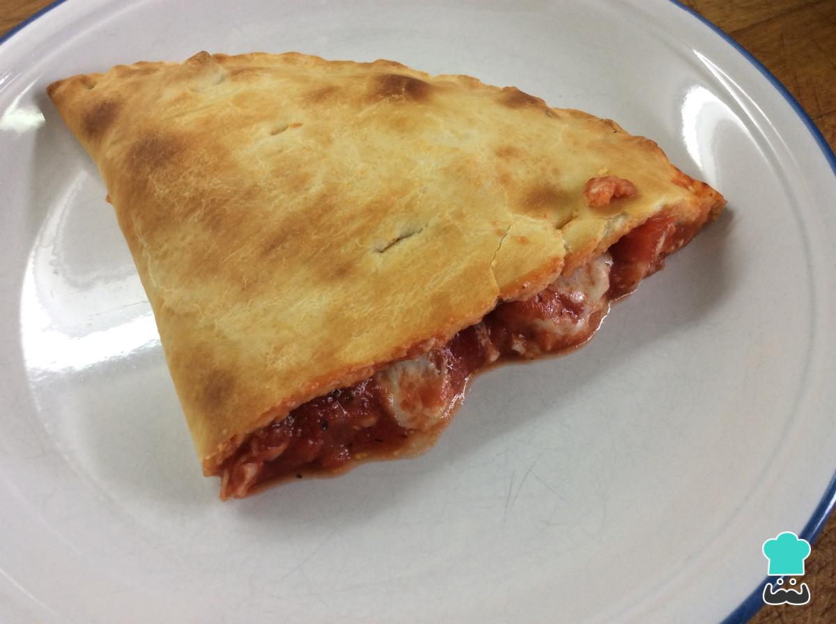 Recette de calzone au jambon et au fromage