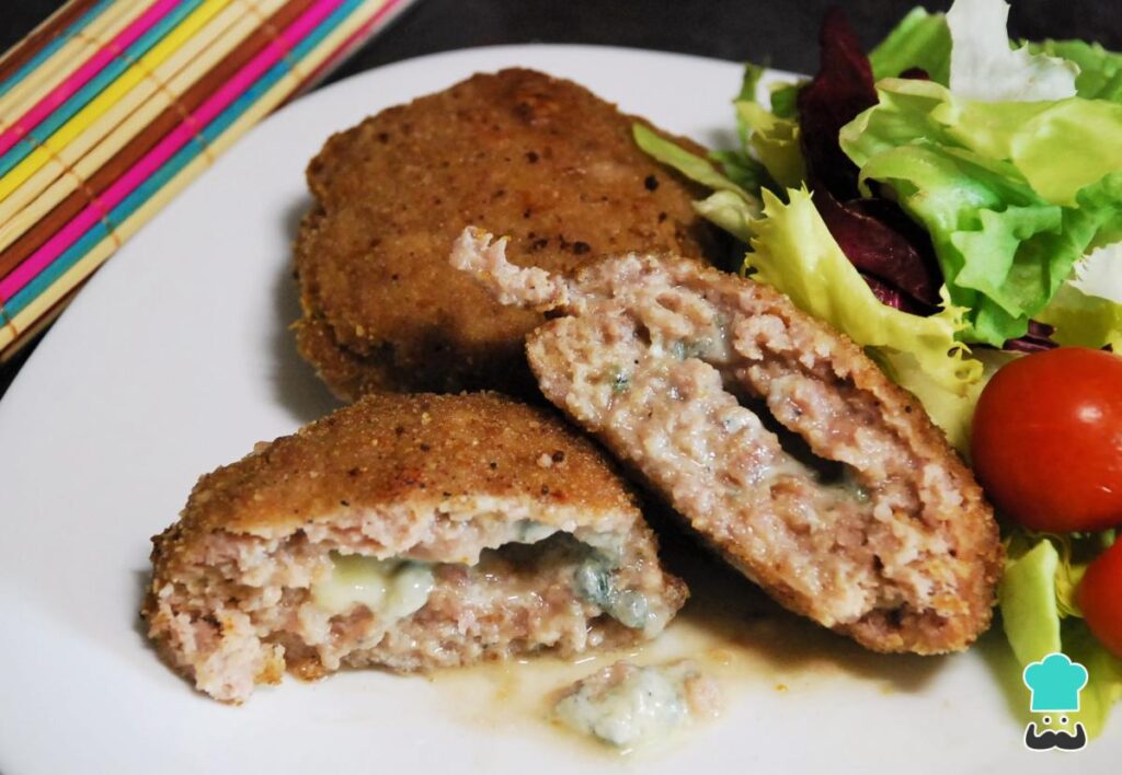 Recette de hamburger farci au fromage bleu