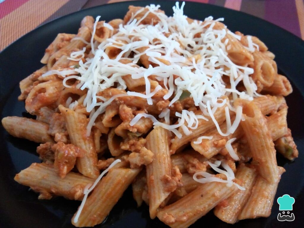 Recette de macaroni au poulet haché