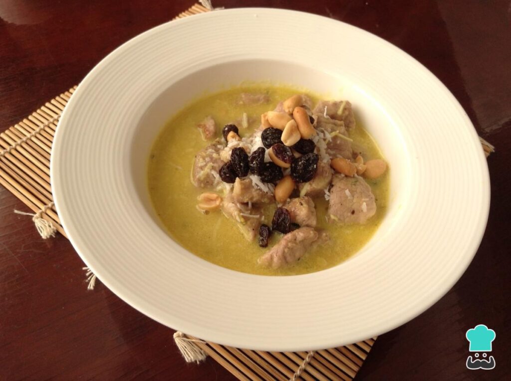 Recette de porc au curry et à la noix de coco