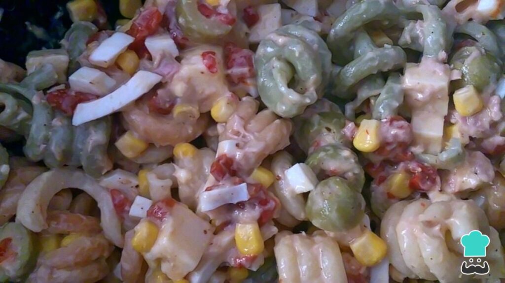 Recette de salade de pâtes au thon et poivrons