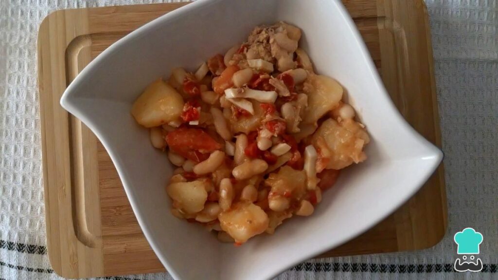 Recette de salade de pommes de terre et haricots blancs