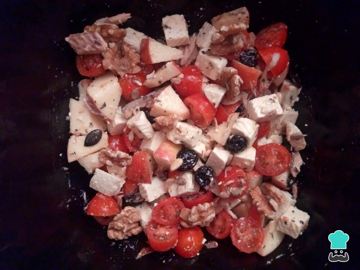 Recette de salade de pommes, fromage et noix